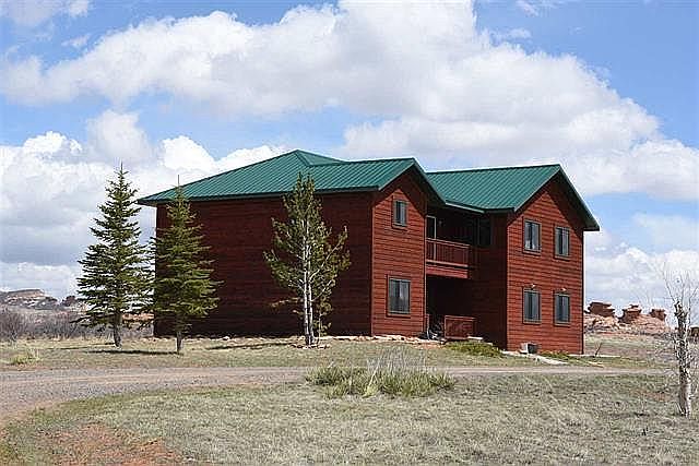 1st image of 64 Arrowhead Dr