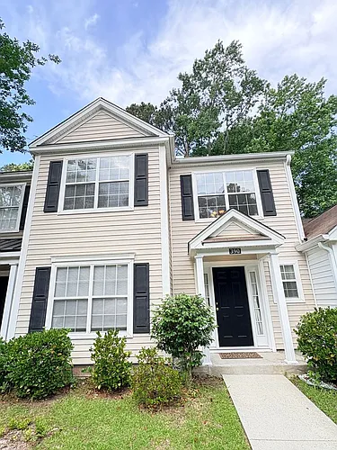 390 Gardners Cir Photo 1 390 Gardners Cir Photo 1