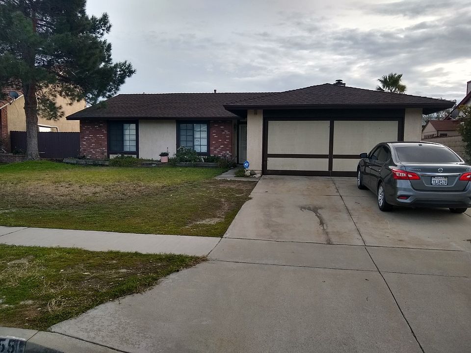2nd image of 15655 Reed Dr