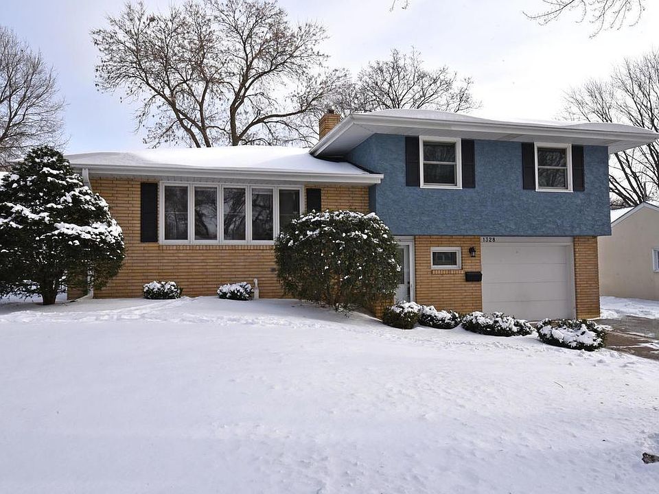 1st image of 1328 Ottawa Ave