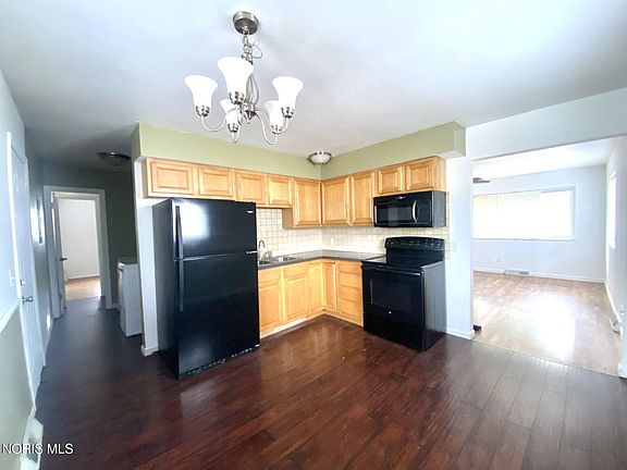 3rd image of 5758 Harvest Ln