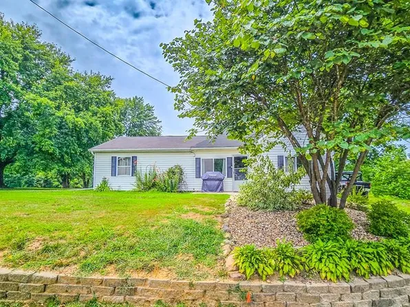 803 Florence Ave, Novinger, MO 63559