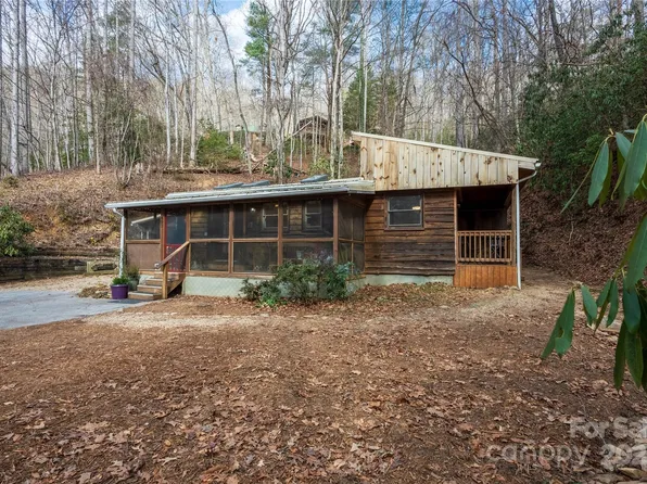 403 Andante Ln, Brevard, NC 28712
