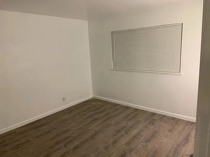 1805 Sunset St — Photo 4