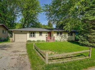 4910 Comanche Way, Madison, WI 53704
