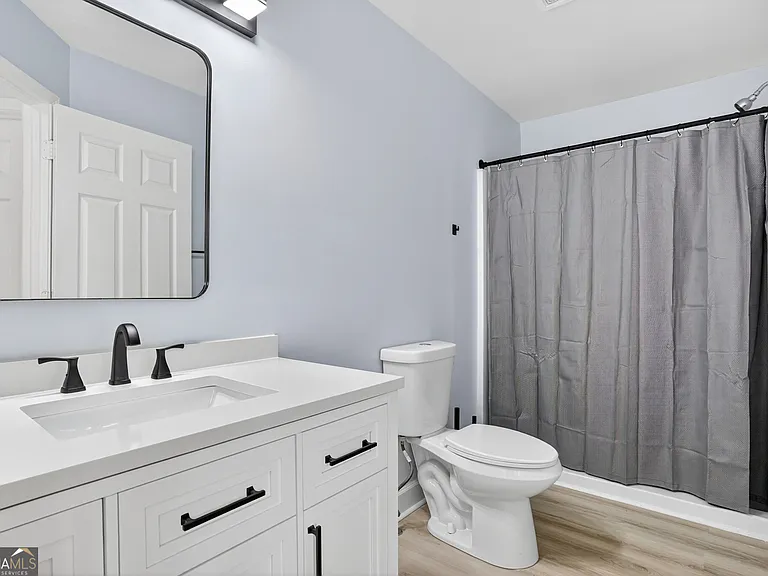 312 Louise Ln #B — Photo 22