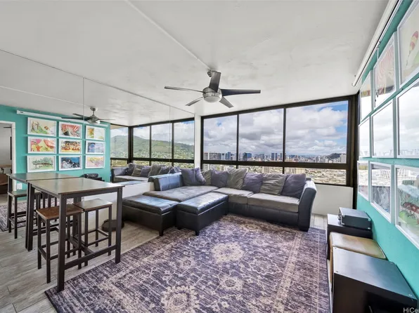 2499 Kapiolani Blvd APT 3506, Honolulu, HI 96826