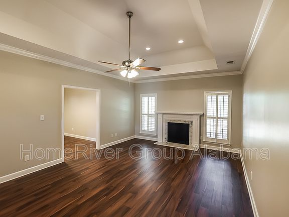 4th image of 4625 Highgrove Dr