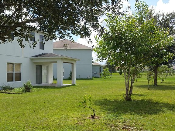 5th image of 527 Bassett Dr