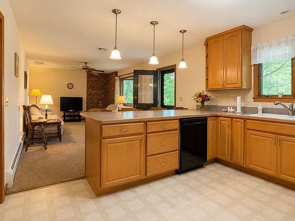 2nd image of 11 Rivendell Drive
