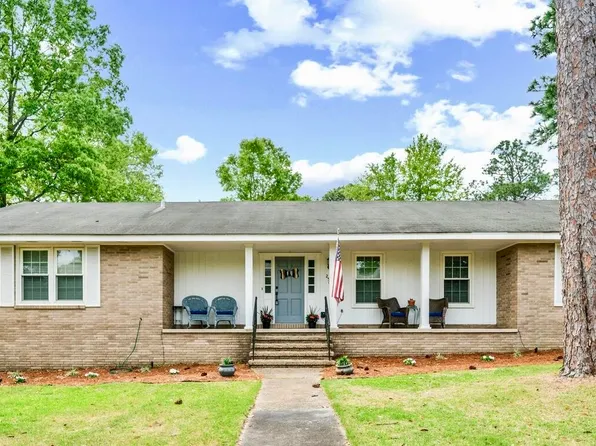 2506 Arcadia St, Hattiesburg, MS 39402
