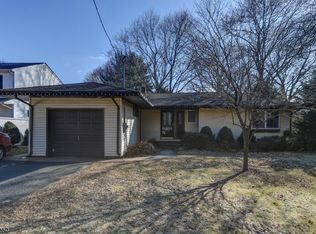 61 French St, Somerset, NJ 08873