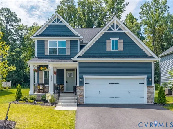 2006 Enon Station Dr, Chester, VA 23836