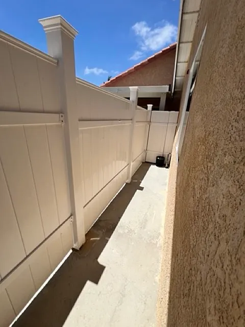 1529 Duarte Place - 1 — Photo 3