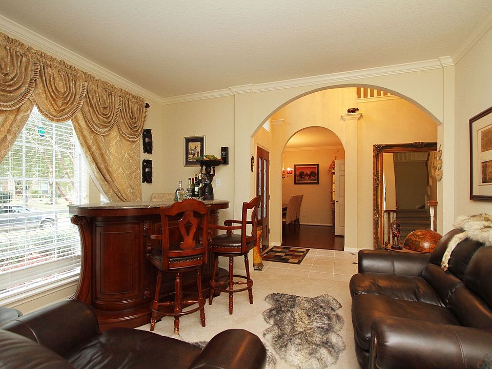 1st image of 31119 Deerwood Park Ln