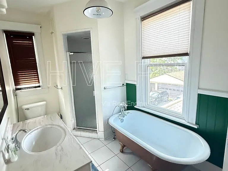 2418 Robertson Ave #2 — Photo 11