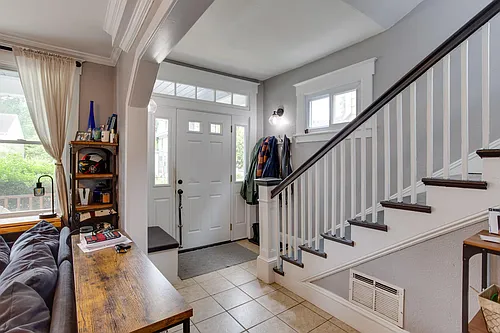 628 Georgia Ave Photo 1