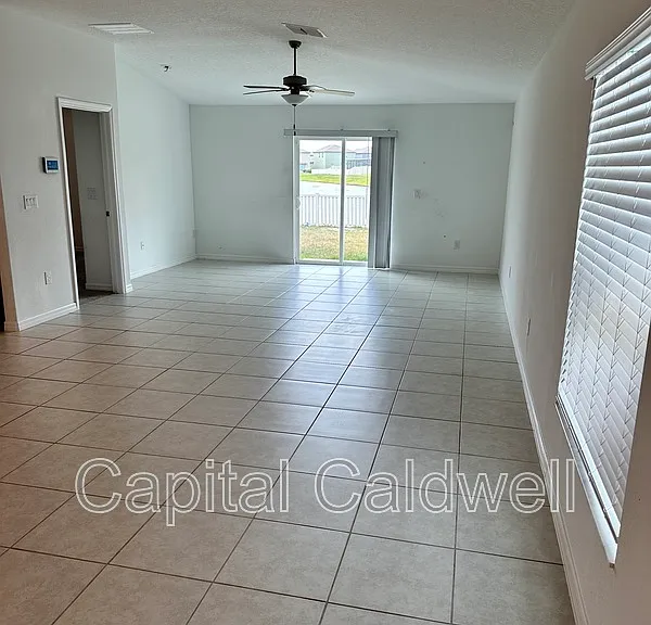 5517 Blue Azure Dr — Photo 2