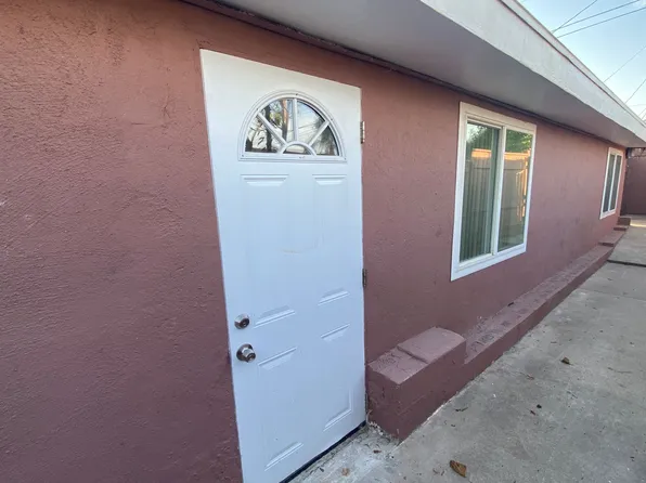 1382-1386 Ivory Ct, El Cajon, CA 92019