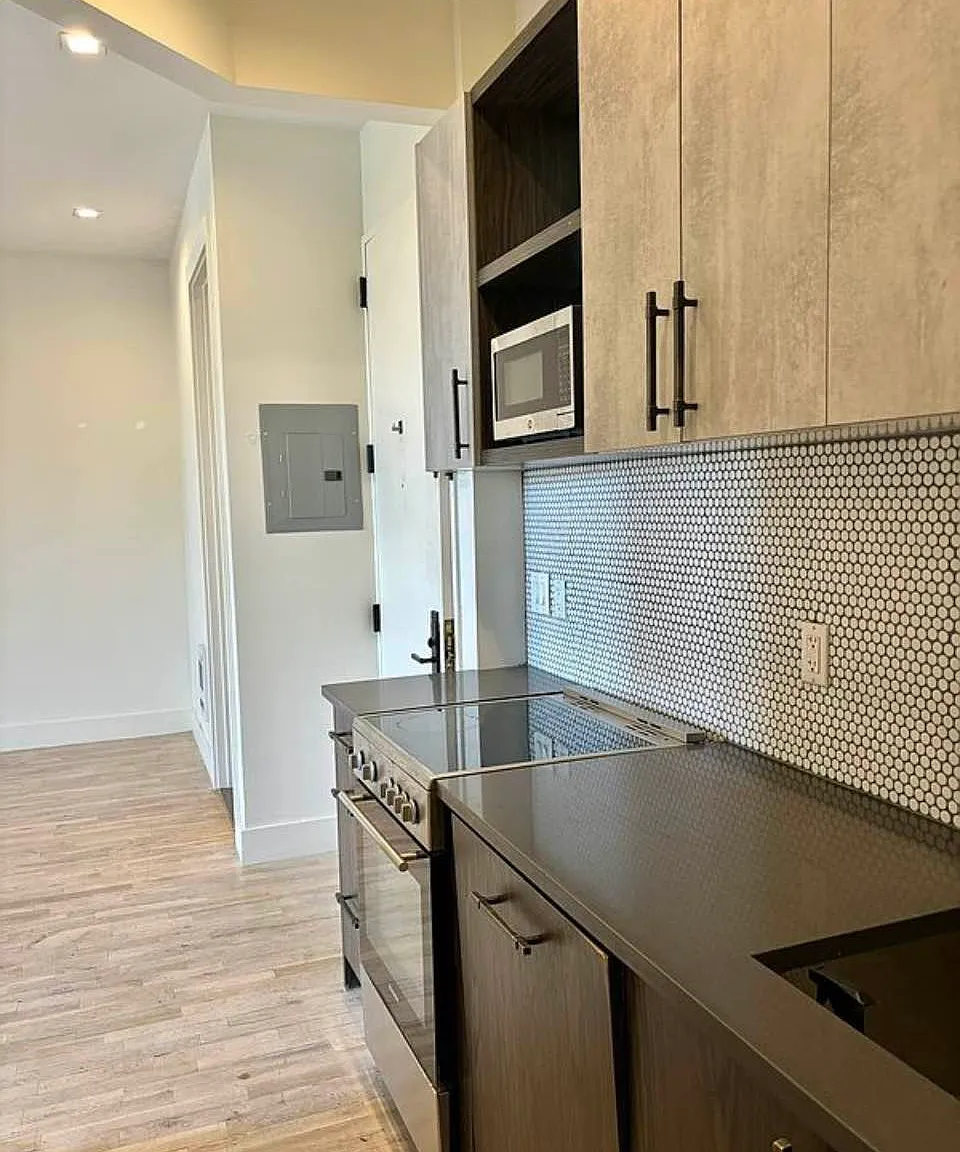 181 Troutman Street — Photo 1