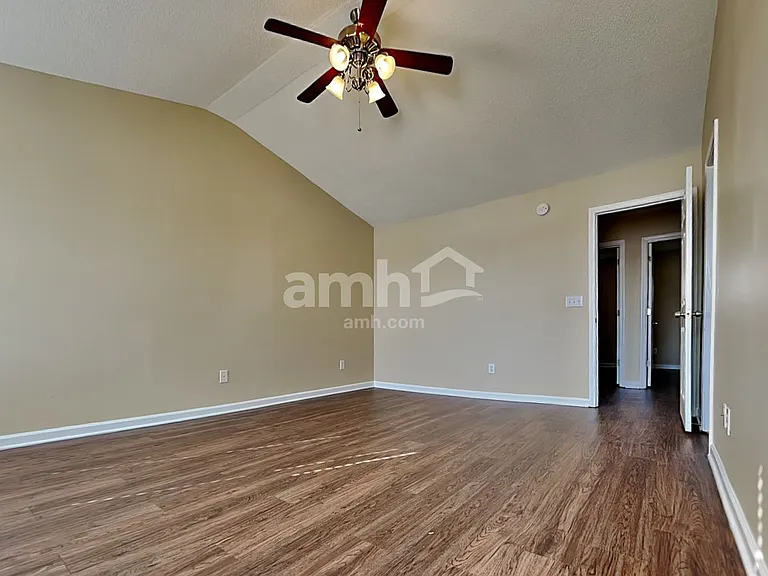 505 Bellmeade Bay Dr — Photo 10