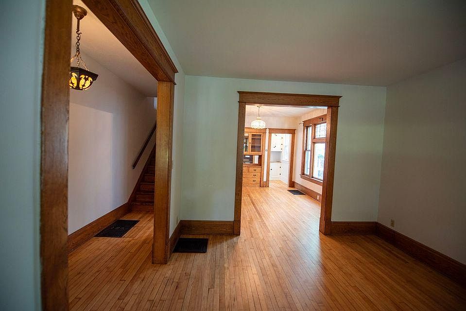 1st image of 1869 Carroll Ave