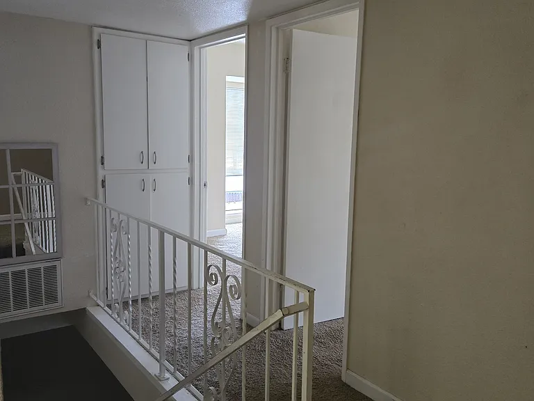 5348 Garfield Ave #4 — Photo 10