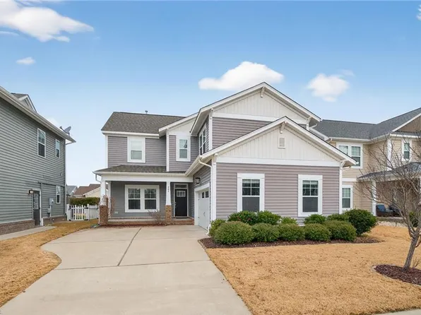 209 Bennetts Grove Ln, Suffolk, VA 23435
