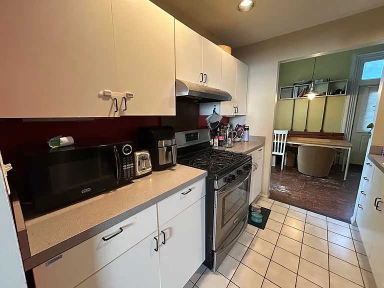 743 Parker St #2 — Photo 10