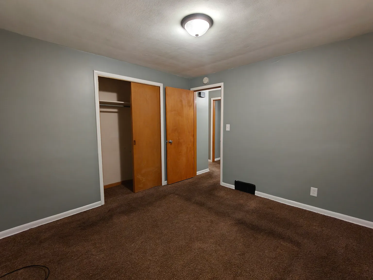2 bed, 800 sqft, $975 — Photo 4