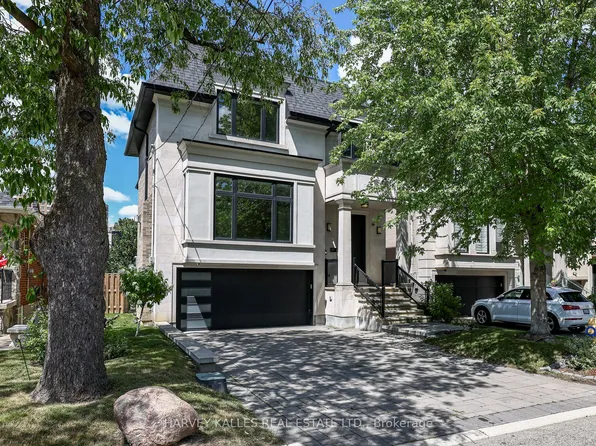 42 Carmichael Ave, Toronto, ON M5M 2W7