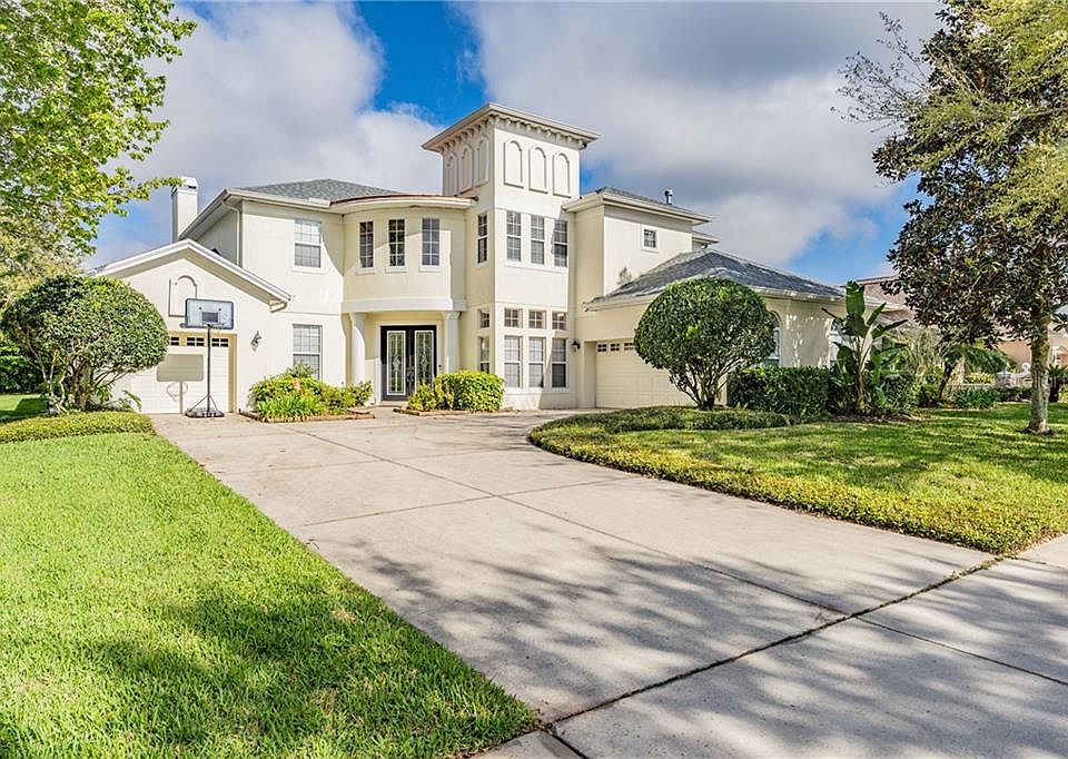 1st image of 2818 Park Meadow Dr