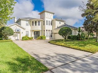 2818 Park Meadow Dr, Valrico, FL 33594
