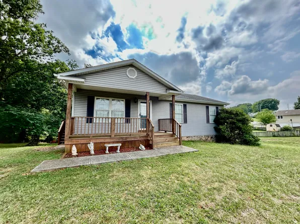 12179 Hardy Rd, Hardy, VA 24101