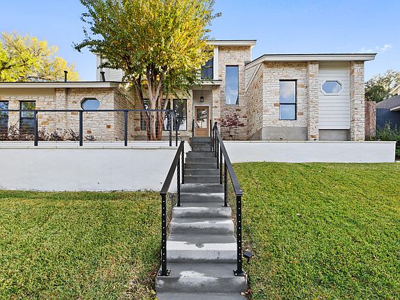 4th image of 2003 Mistywood Dr