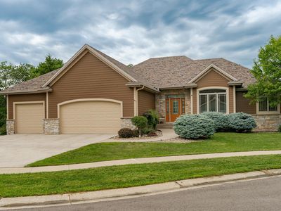 2663 Braeburn Ln SW, Rochester, MN, 55902