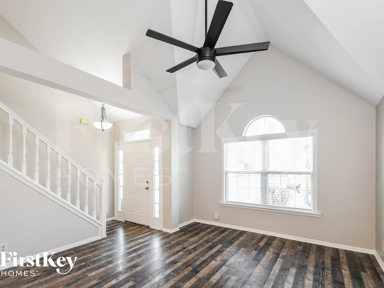 3 bed, 2.5 bath, 1694 sqft, $2,270 — Photo 2