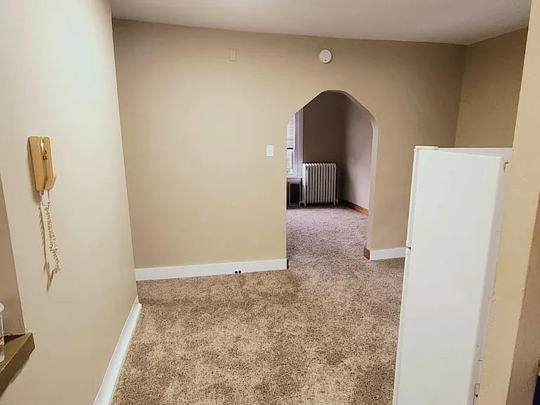 5027 Pine St #3F — Photo 5