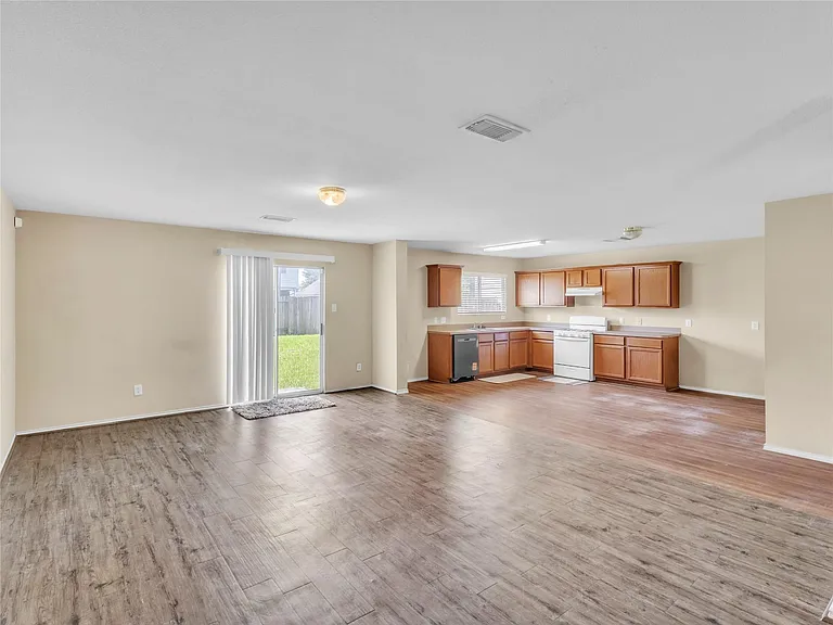 12830 Windy Summer Ln — Photo 9