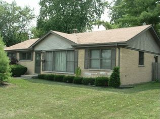 704 N Main St, Mount Prospect, IL 60056