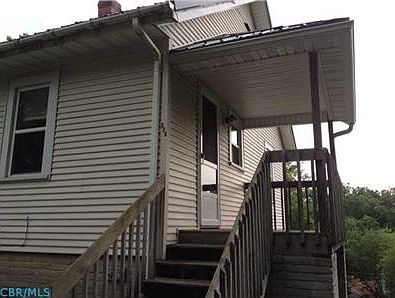 1st image of 135 S Baker Ave