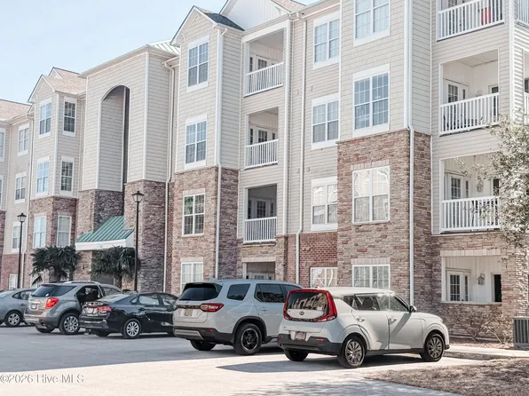 300 -322 Gateway Condos Drive #322, Surf City, NC 28445