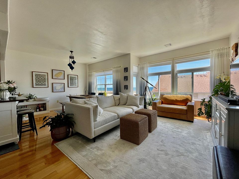 1st image of 6905 Catamaran Way Unit B