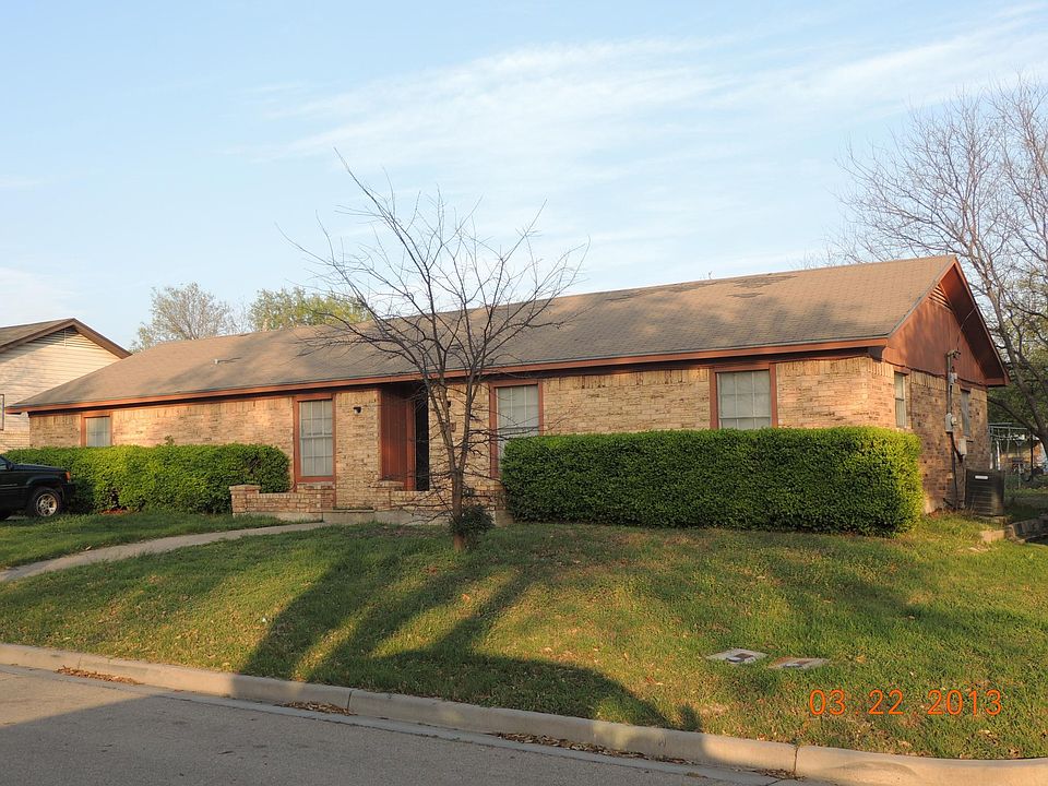 2nd image of 908 Rosedale Dr