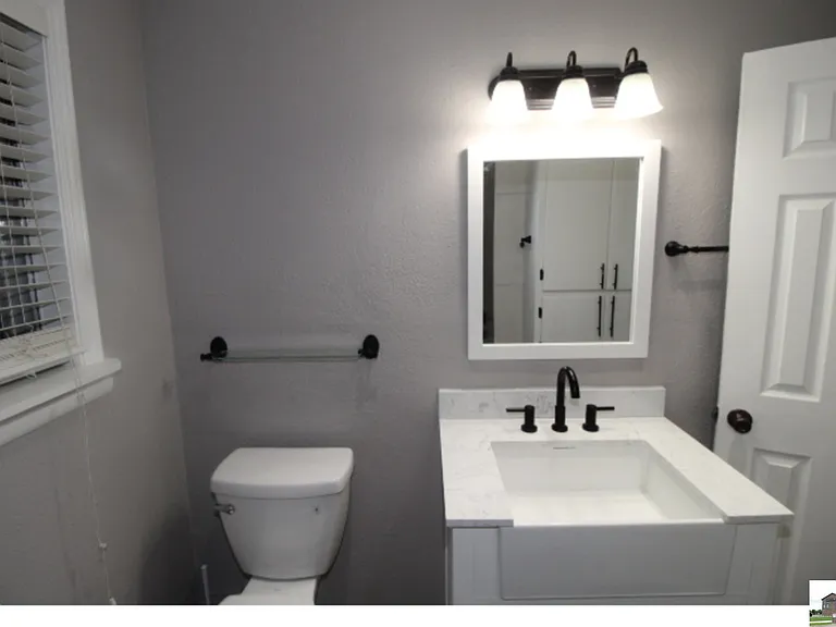 2104 Brantley Ave — Photo 25