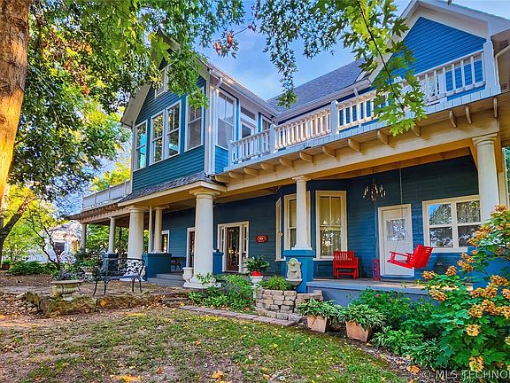 2nd image of 224 W Chickasaw St