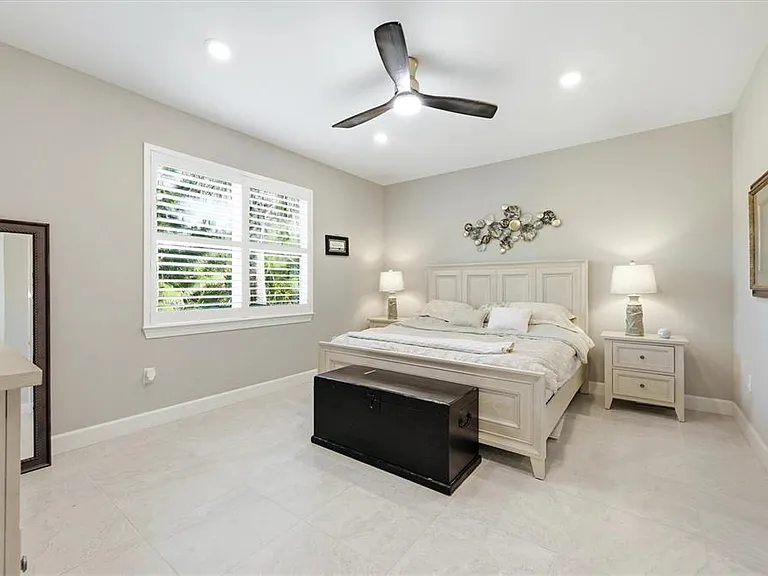 25029 Pearl Lake Cir — Photo 22