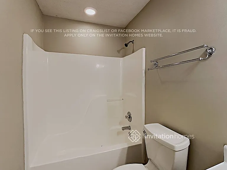 3440 Grayson Manor Ct — Photo 15