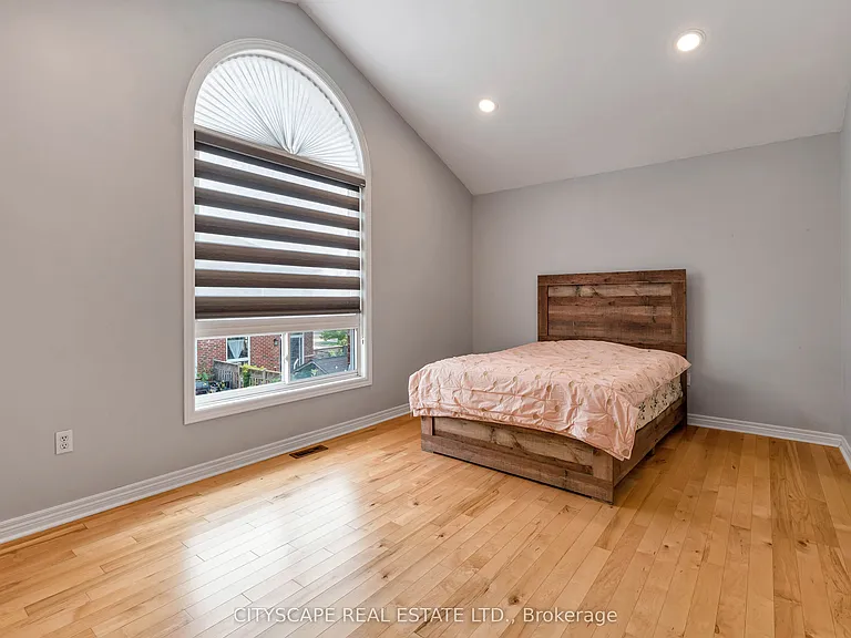 5623 Longboat Ave — Photo 34