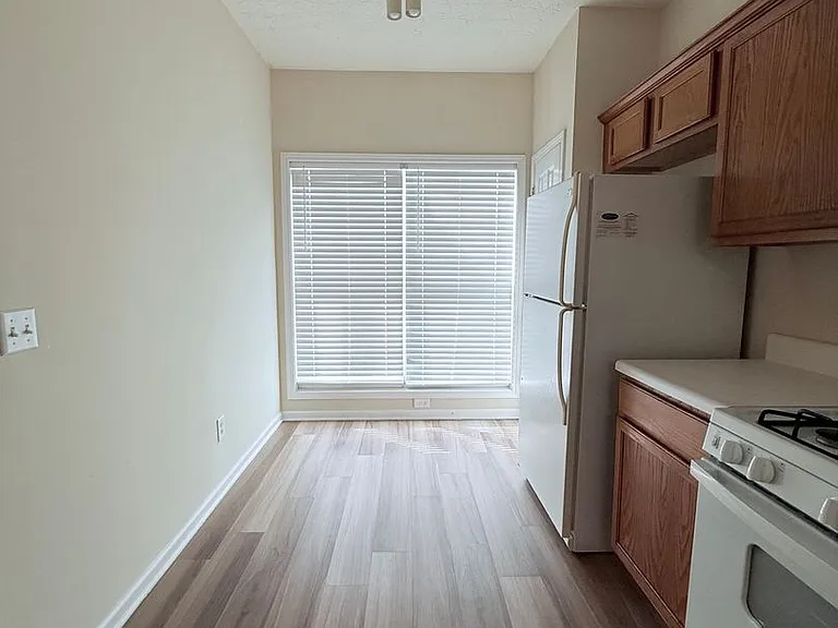 48 Pearl Chambers Ct — Photo 6
